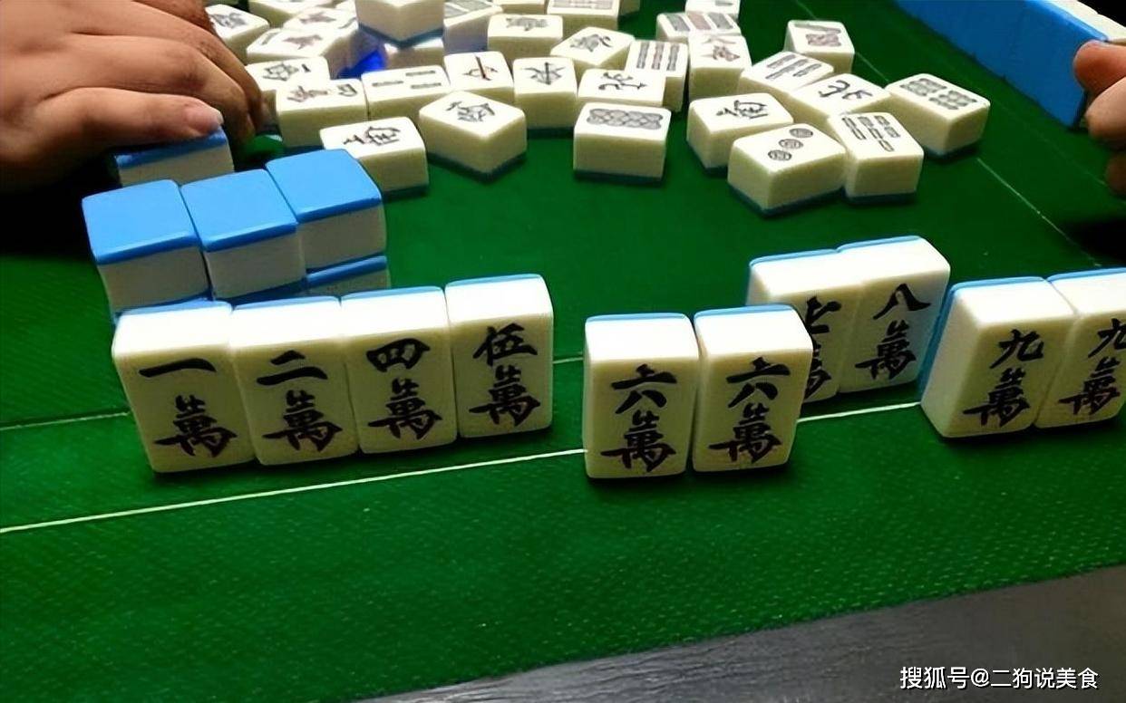今日分享“刚开始打麻将为什么总输	”太坑人了,真的有挂-第1张图片