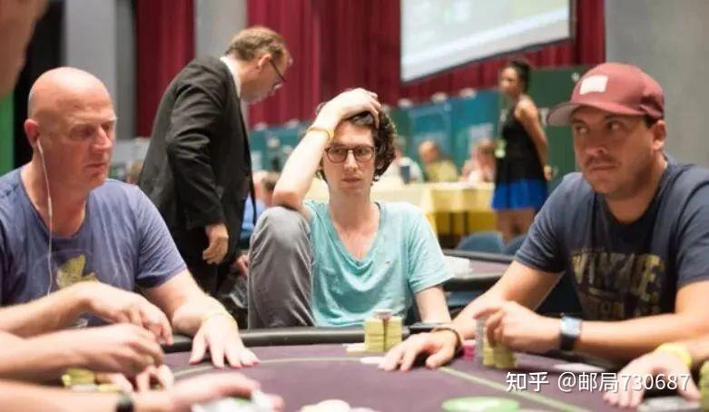 今日教程“hhpoker德扑圈外卦辅助神器	”开挂器软件安装-第1张图片