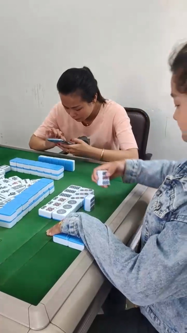 传递经验“手机打麻将有人用挂吗	”外卦神器下载安装-第2张图片