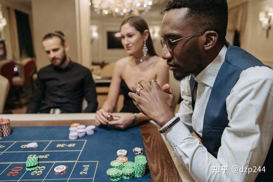 我来告诉你“德州hhpoker最佳刷牌方法”外卦神器下载安装-第2张图片